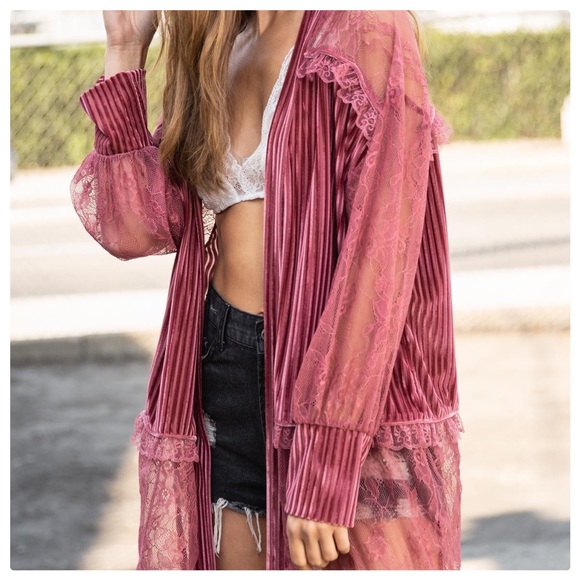 POL Amanda Mesh Lace Cardigan - Picture 2 of 11